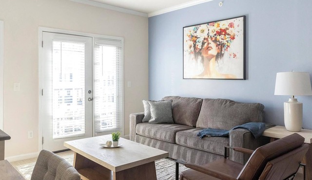 Landing | Stunning 2BD, Clubhouse, Gym