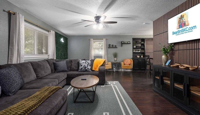 LargeHome 6KingBeds HotTub Arcade|Near Shops+MAJOR INTERNATIONAL SPORTING EVENT