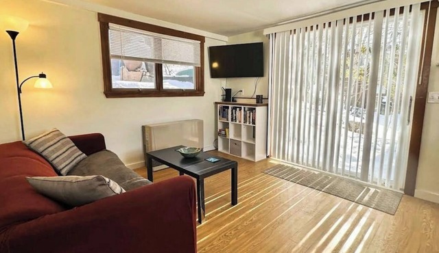 Ledgewood 11 - Hideaway in a natural landscape accessible to hiking trails