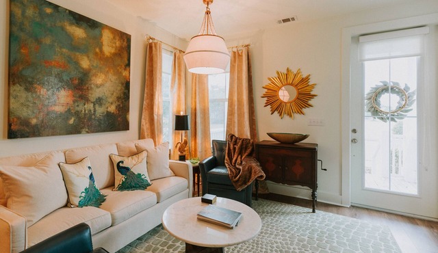 Mermaid's Muse - Includes GOLF CART! Close to beach & downtown Ocean Springs!