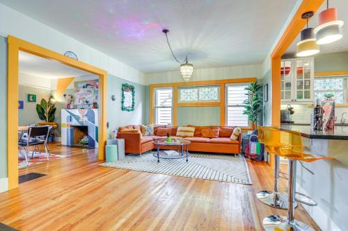 Midtown Oasis - BBQ, Deck, Games & Artistic Vibes