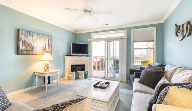 Mini Weeks Stays Available Sunset Island 6 Hidden Cove Way, Unit 3B