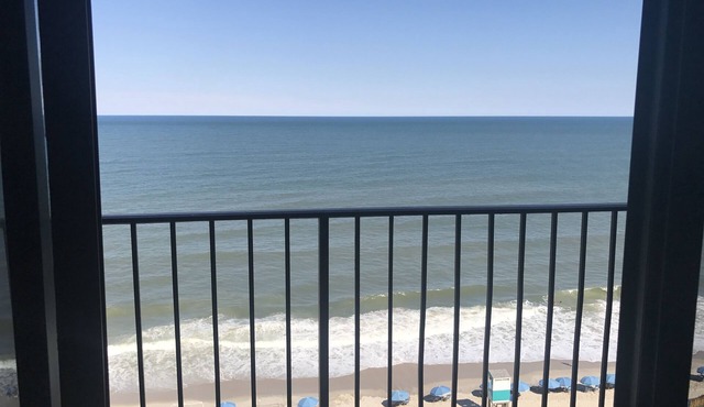 OCEANFRONT, TOP FLOOR condo, Carolina Beach, NC. Come visit our Seaside Retreat!
