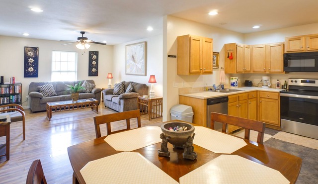 Pet-Friendly Republic Vacation Rental w/ Deck!