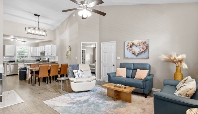 Pool Access | Fire Pit | 2 King Beds