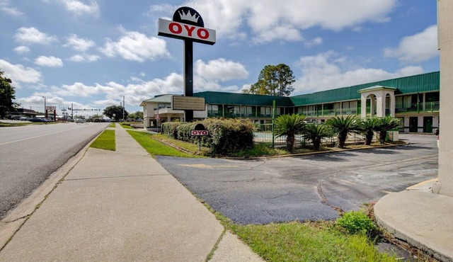 Premium King Bed|Douglas GA