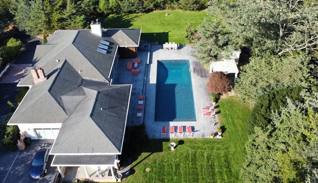 Private Westhampton Escape 5BR, Pool, Hot Tub, Near Beach