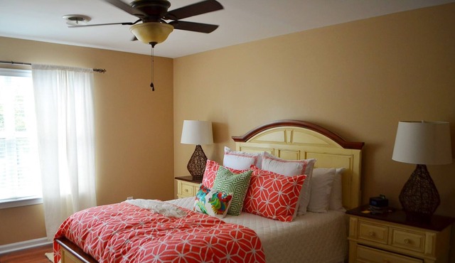 Relaxing 3BR home close to beach!