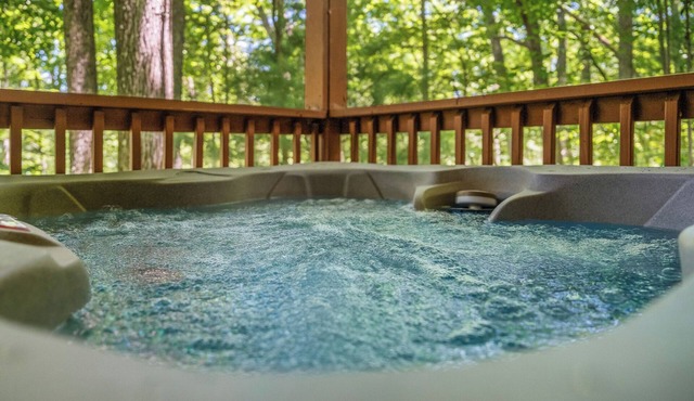 Romantic Cabin w/Sunset Views Hot Tub Near Gatlinburg