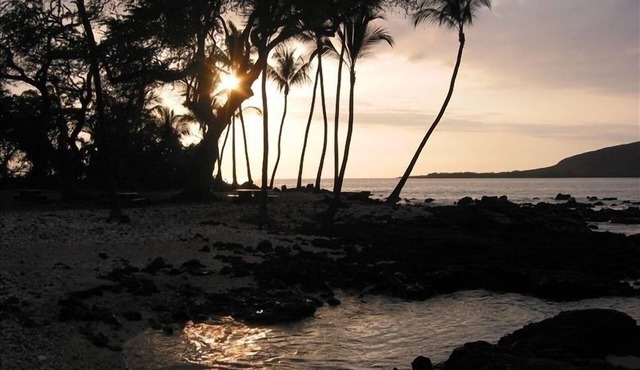 Spacious Kealakekua Bay Home with 4-bedroom bay home: Enjoy Quiet rejuvenation