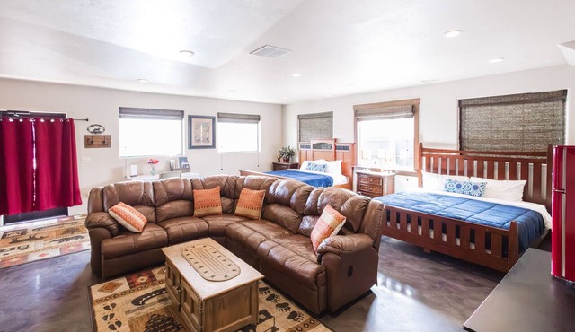 The Silver Spur | Quiet Studio Near Bozeman