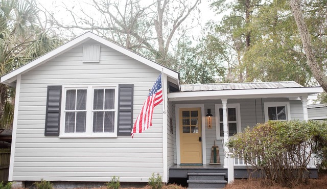 Tranquil Farmhouse Escape