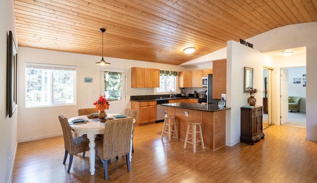 Tranquil private home 5 minutes to Hawai'i Volcanoes National Park