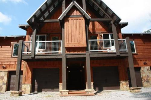 Trout Hill Condo 702