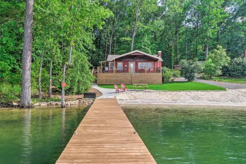 Waterfront Lake Martin Home w/Grill & Beach!
