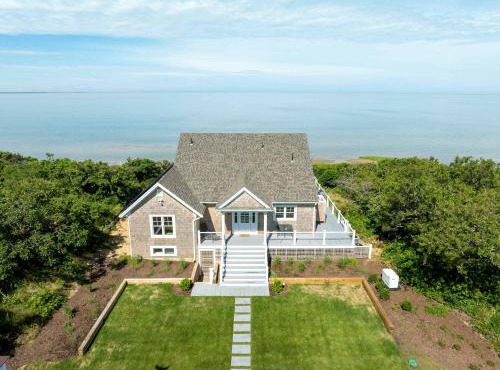 Waterfront Private Beach Panoramic Views