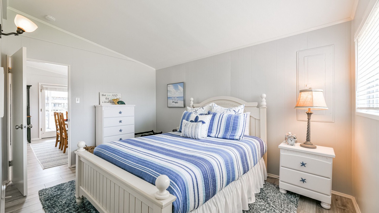 Photo of Bedroom in Jamaica Beach