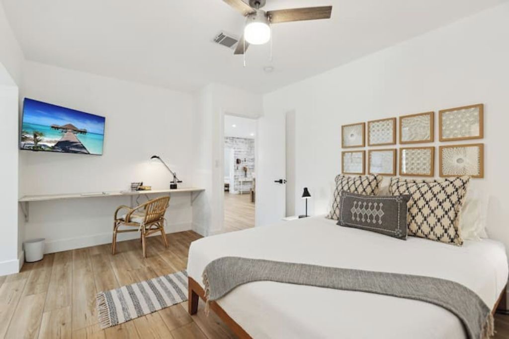 Photo of Bedroom in Central Fort Lauderdale