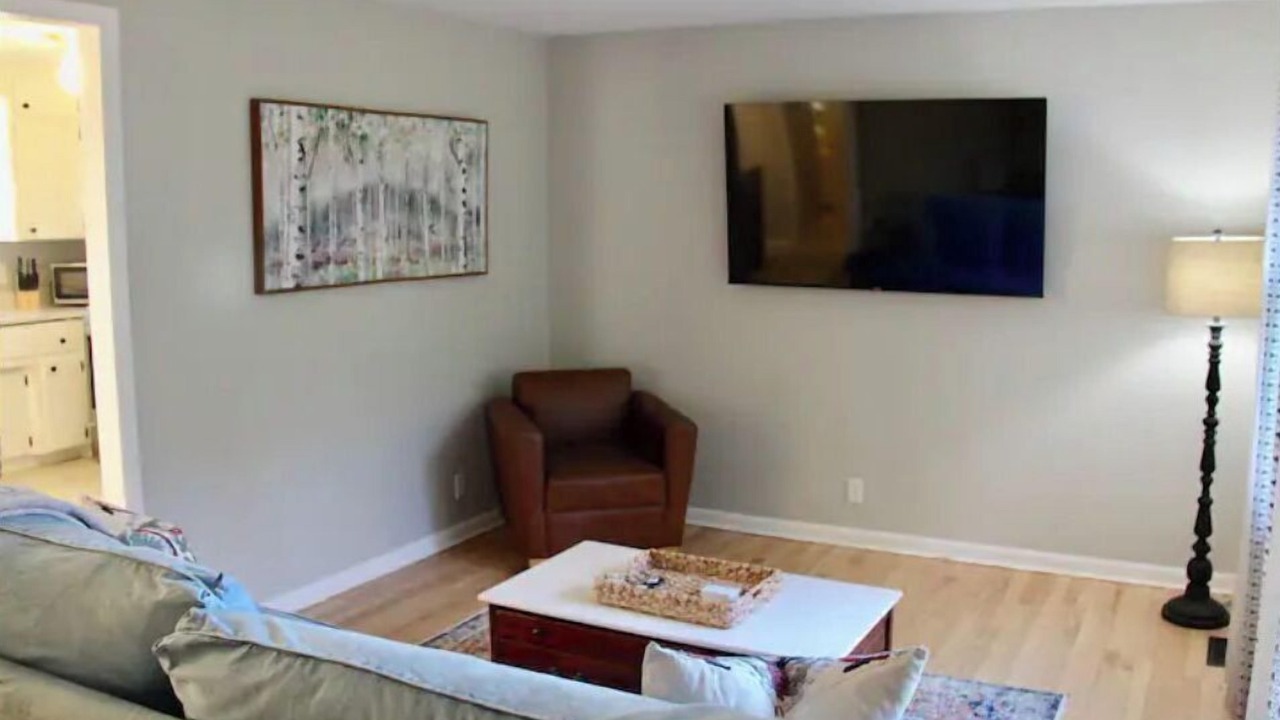 Photo of Livingroom in Kingston Springs
