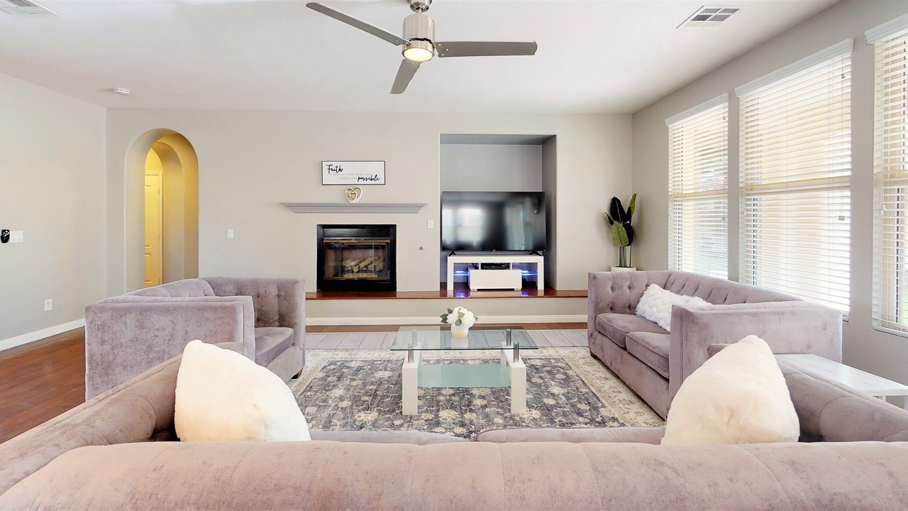 Photo of Livingroom in Nevada Trails