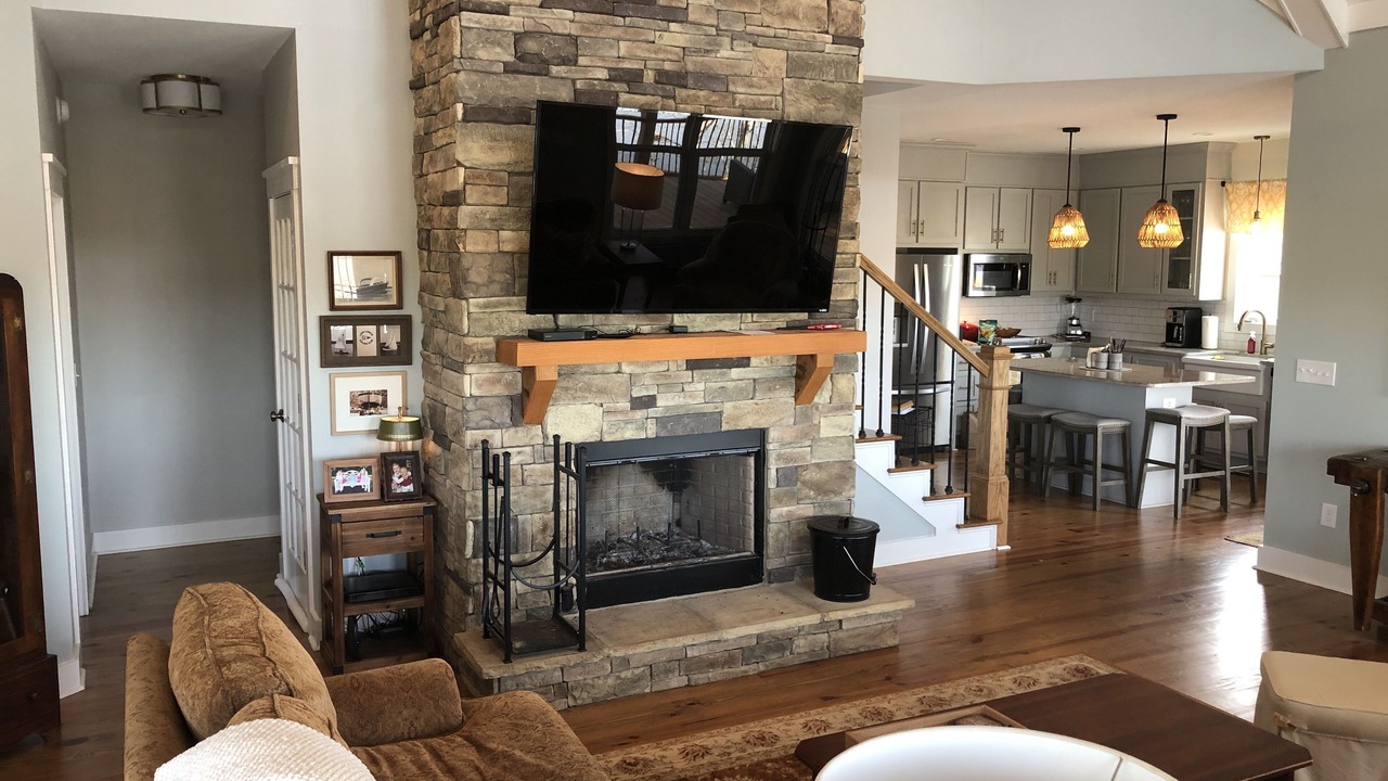 Photo of Livingroom in Wedowee
