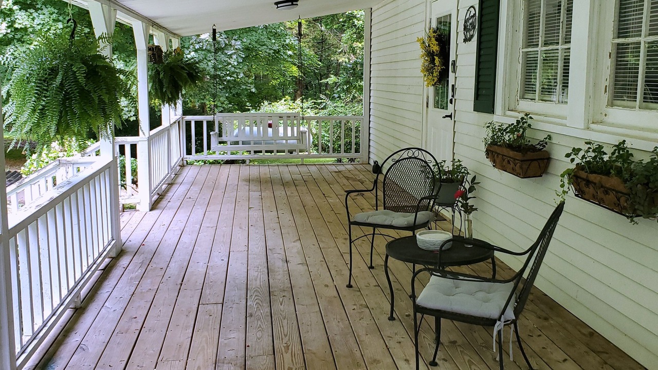Photo of Patio Balcony in Kingston Springs