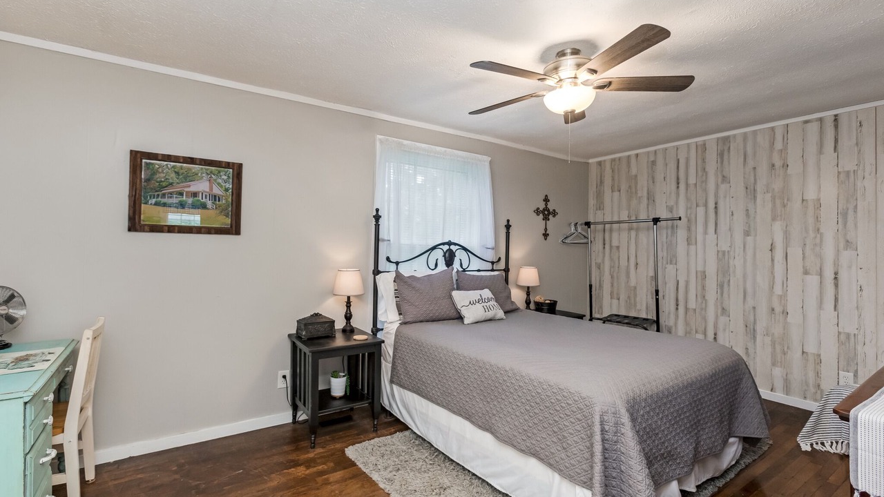 Photo of Bedroom in Kingston Springs