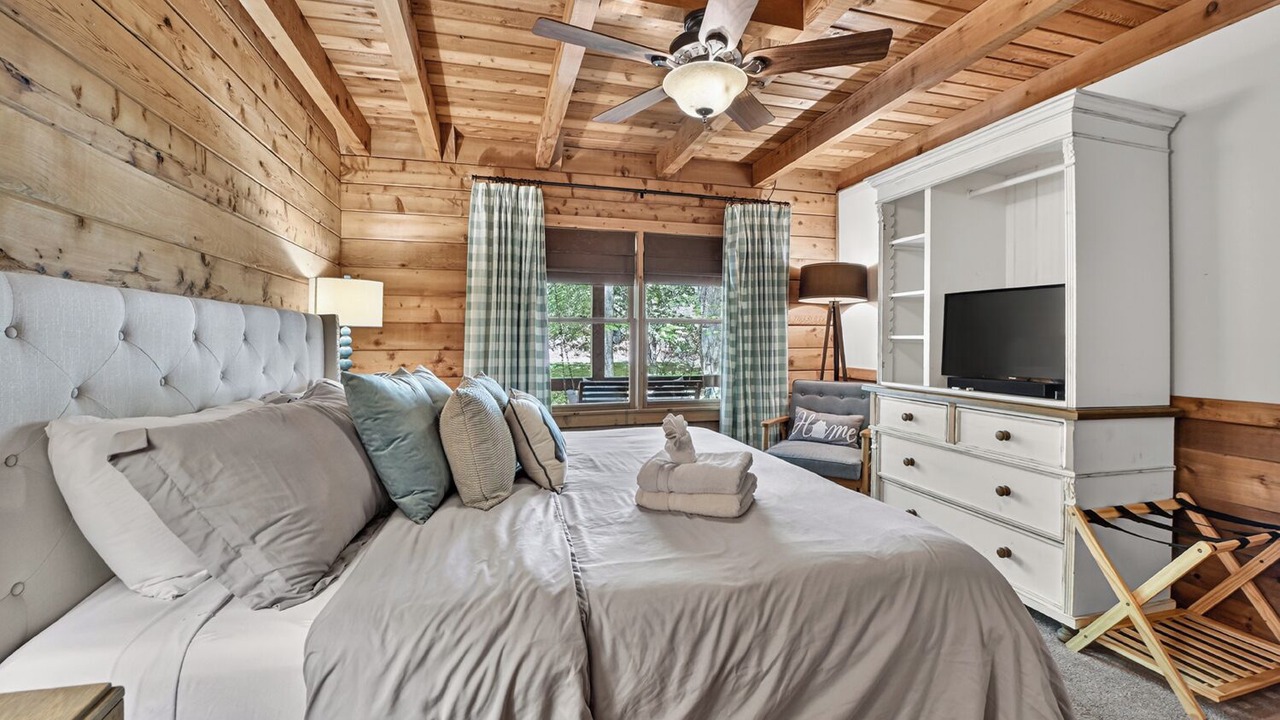 Photo of Bedroom in Blue Ridge