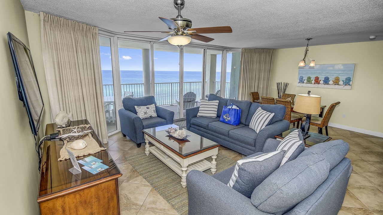 Photo of Livingroom in Long Beach