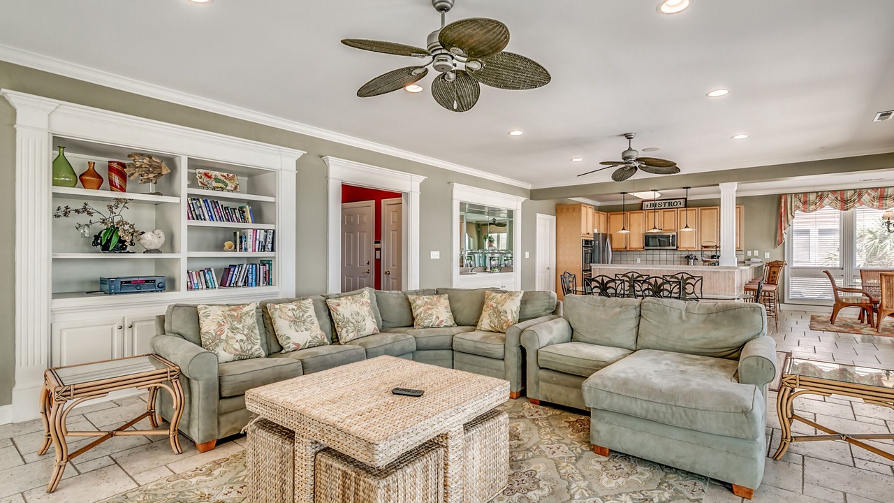 Photo of Livingroom in Long Bay Estates