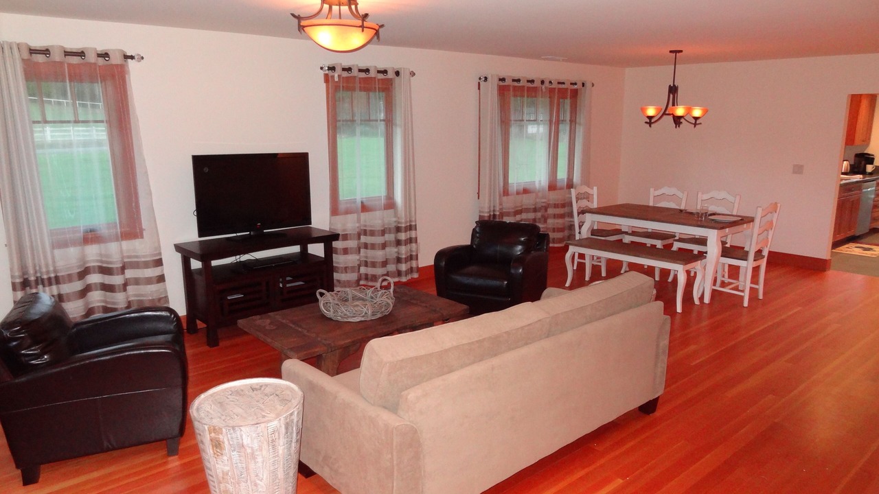 Photo of Bedroom in Woodinville