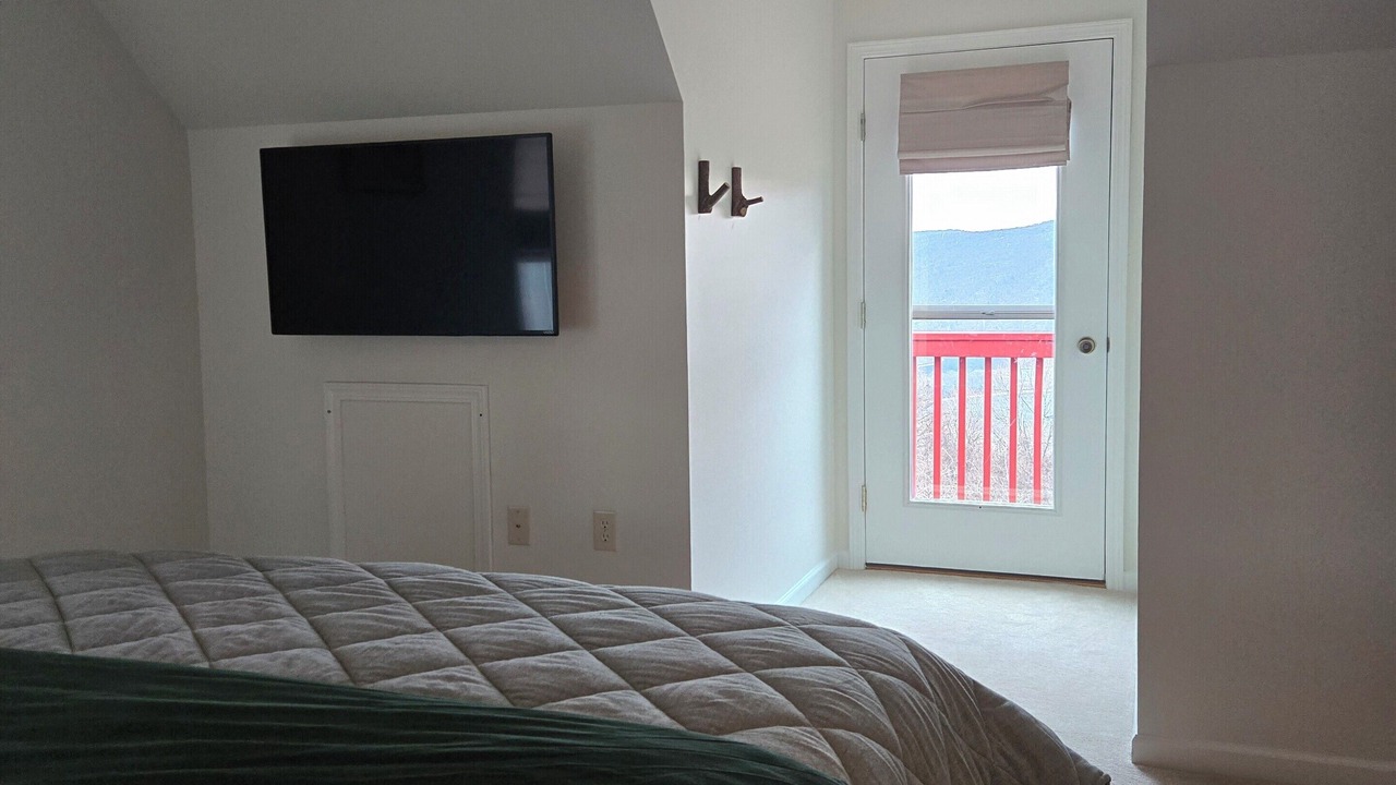 Photo of Bedroom in James Creek