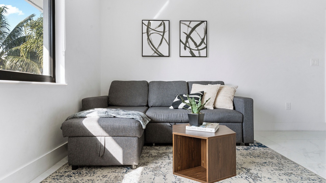 Photo of Livingroom in Olympia Heights