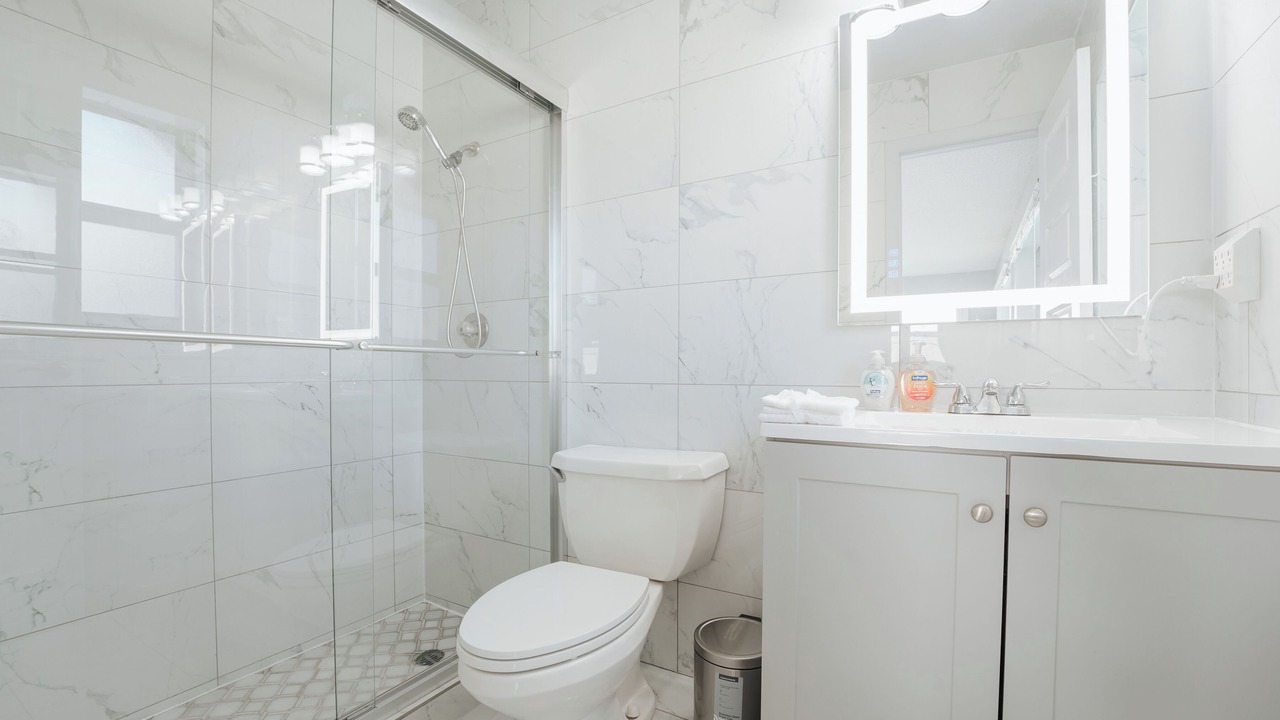 Photo of Bathroom in Tropic Palms